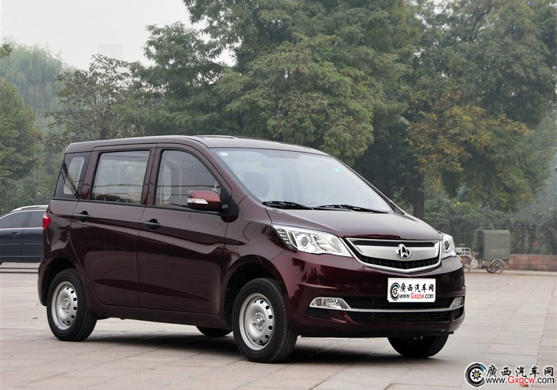 歐力威車型 外觀圖