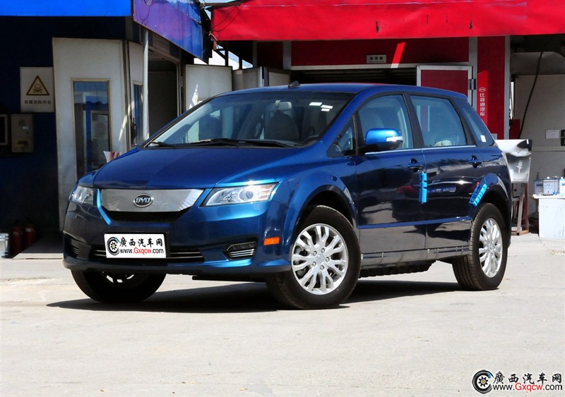 比亞迪e6車型 外觀圖