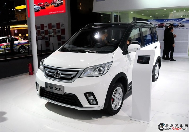 歐力威X6車(chē)型 外觀圖