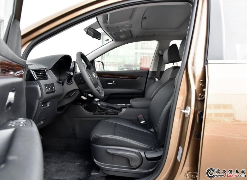 起亞KX7車型 內(nèi)飾圖