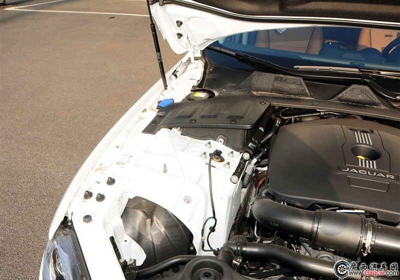 捷豹XJ車型 細節(jié)圖