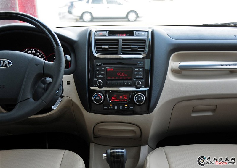 獅跑車型 內(nèi)飾圖