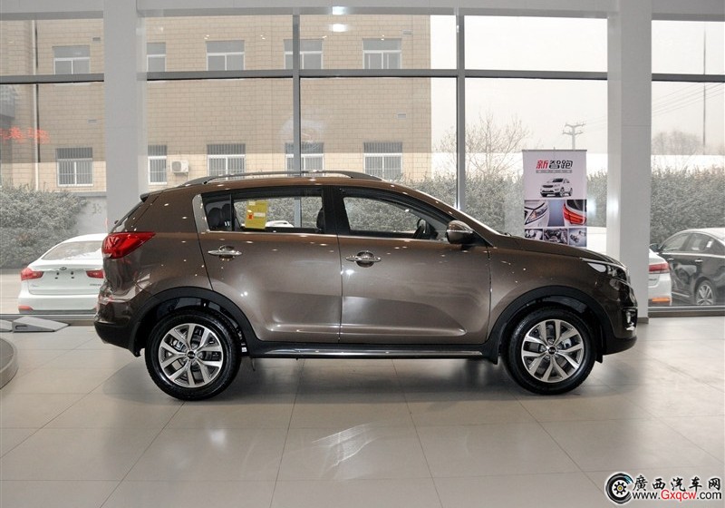 智跑車型 外觀圖