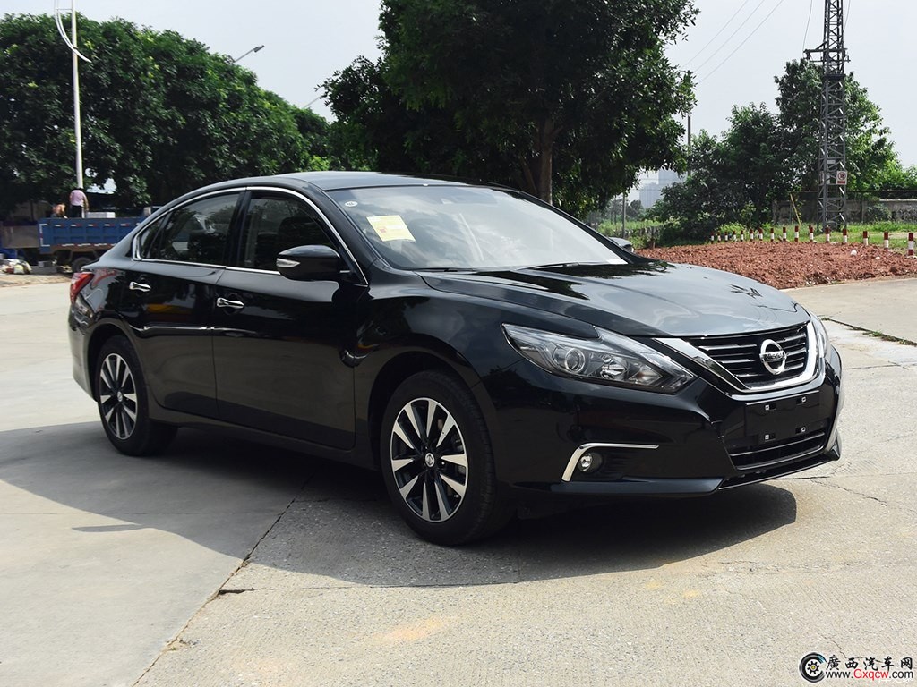 天籟車型 外觀圖