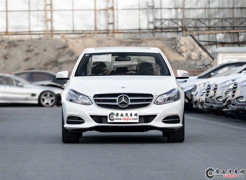 奔馳E級車型 外觀圖