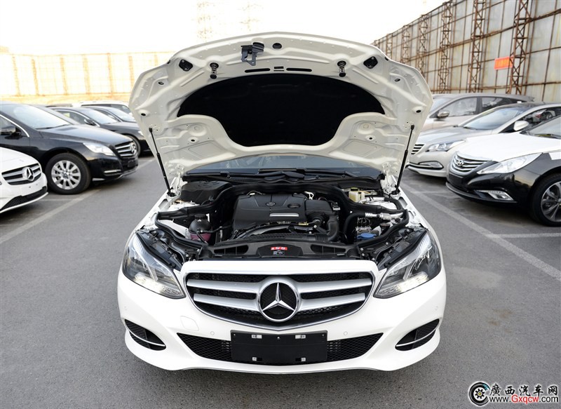 奔馳E級車型 細節(jié)圖