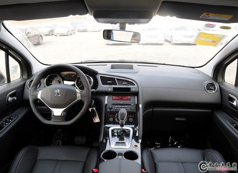 標致3008車型 內飾圖