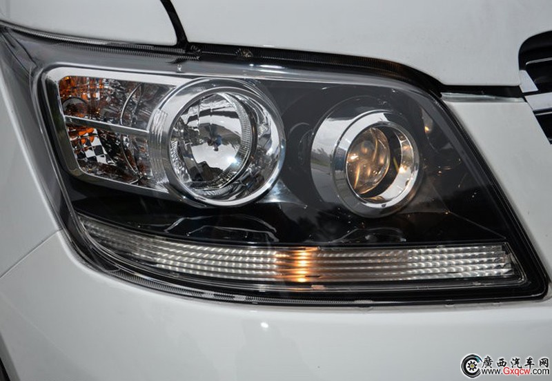 長安歐諾車型 細(xì)節(jié)圖