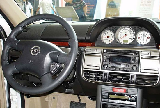 東風(fēng)日產(chǎn)奇駿內(nèi)飾