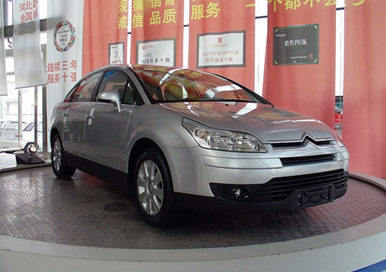 東風(fēng)雪鐵龍凱旋