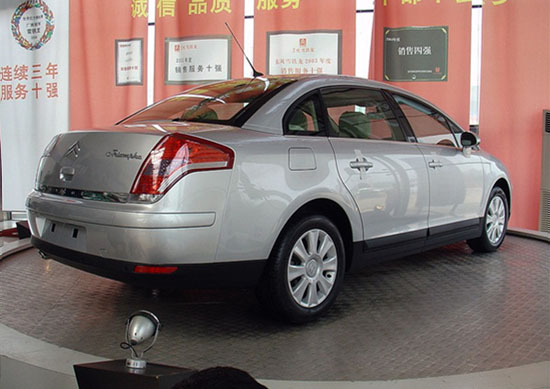 東風(fēng)雪鐵龍凱旋