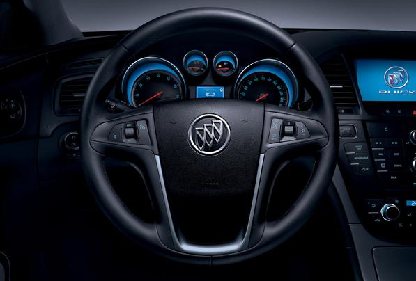 新君威內(nèi)飾