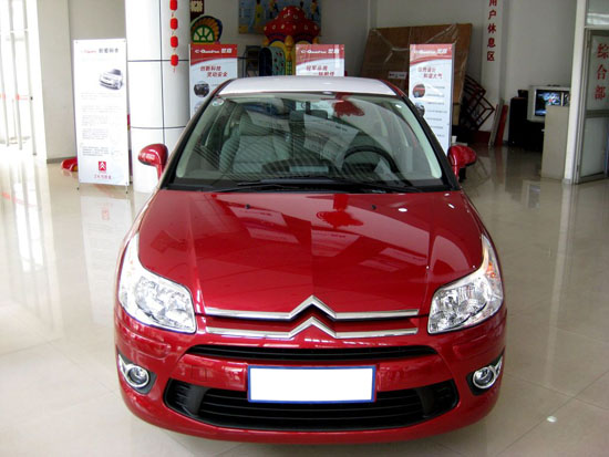 東風(fēng)雪鐵龍世嘉