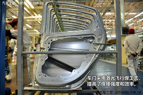 菲亞特廣汽菲亞特菲翔2012款 1.4T 自動尊享版 菲亞特廣汽菲亞特菲翔2012款 1.4T 自動尊享版