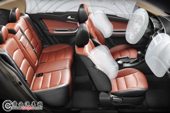 試駕新一代福美來M5