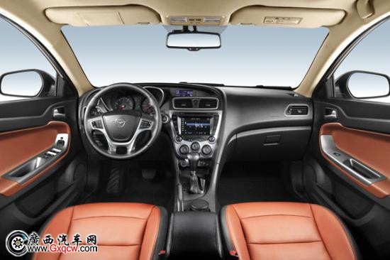 試駕新一代福美來M5