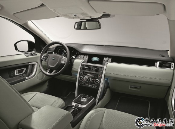 全新路虎Discovery Sport內(nèi)飾-1.jpg