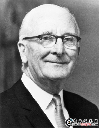 William Lyons_2.jpg