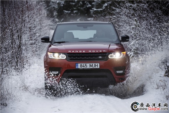路虎攬勝運(yùn)動(dòng)版柴油車(chē)型及柴油混合動(dòng)力車(chē)型 以強(qiáng)勁動(dòng)力詮釋豪華之道-1.jpg