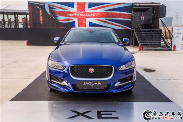 2016捷豹英仕挑戰(zhàn)賽馭享極致英倫性能美學(xué)-新聞稿配圖3.jpg