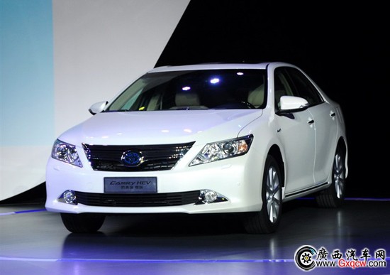 2012款凱美瑞尊瑞混合動(dòng)力版