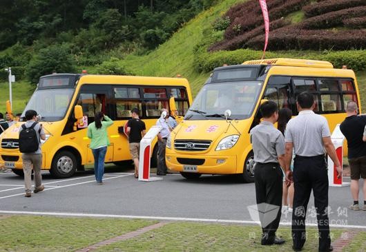 安凱高品質(zhì)校車引發(fā)關(guān)注