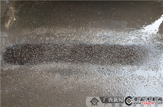 南寧:交管部門將清除全市范圍內8300個停車位