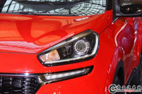 東風(fēng)悅達(dá)起亞KX3傲跑上市 售11.28-18.68萬