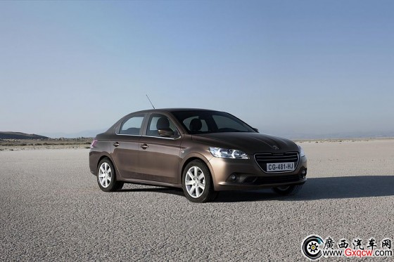 標(biāo)致301官方圖