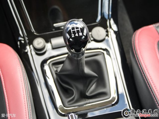 北汽幻速2015款幻速S3