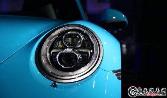 保時(shí)捷新款911上市 售131.8-271.6萬(wàn)