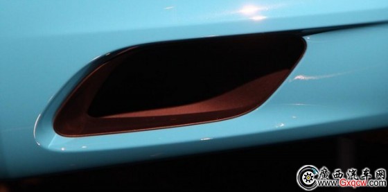 保時(shí)捷新款911上市 售131.8-271.6萬(wàn)