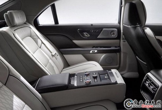 林肯全新旗艦Continental官圖 首發(fā)在即