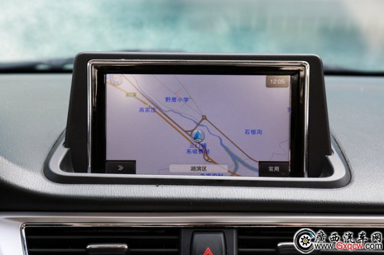 長(zhǎng)安 悅翔V7 2015款 1.6L MT樂(lè)趣型