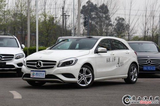 奔馳新款A(yù)級(jí)正式上市 售23.6-36萬(wàn)元