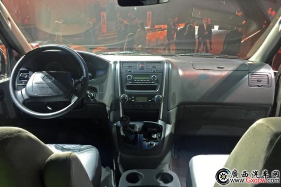 華晨金杯新快運(yùn)上市 售6.98-7.48萬元