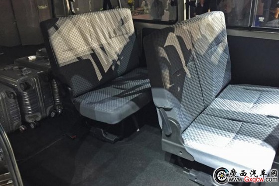 華晨金杯新快運(yùn)上市 售6.98-7.48萬元