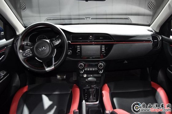 起亞KX CROSS正式上市 售7.49-8.59萬元