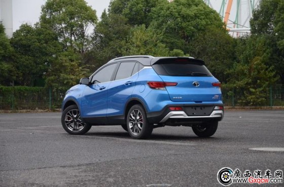 2018款東南DX3正式上市 售價(jià)6.79-10.59萬(wàn)