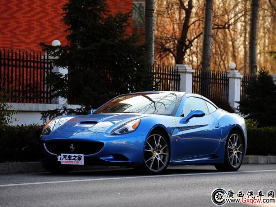 法拉利 California T 2009款 4.3L 標準型 法拉利 California T 2009款 4.3L 標準型