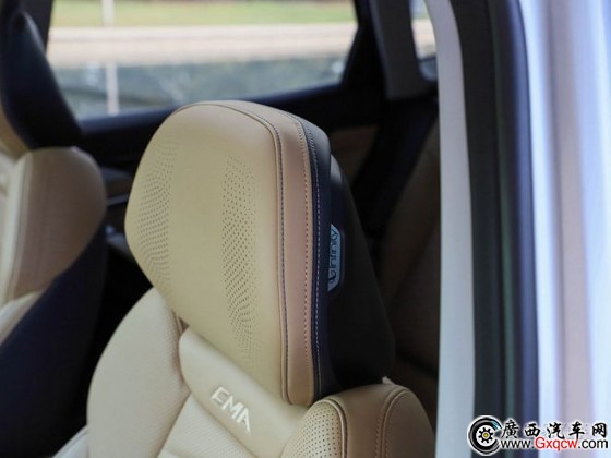 旗艦SUV定位十項(xiàng)硬核標(biāo)配 博越L預(yù)售12.98萬(wàn)起