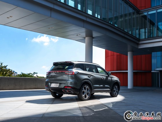 車尾2.jpg 車尾2.jpg