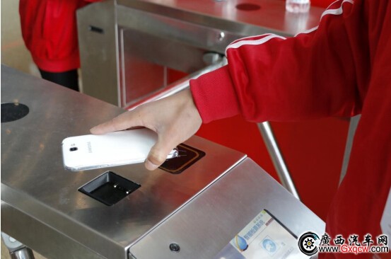 1448952297265872.jpg 11.jpg