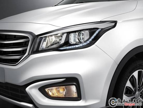 1493795040212233.jpg 1.6L-長安凌軒 大燈 0323