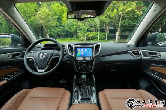 1501123837175316.jpg Macintosh HD:Users:Arlene:Desktop:CS75莫干山風(fēng)景圖:CS75尚酷版AT車型圖片:內(nèi)飾:1V2A0154-1.jpg