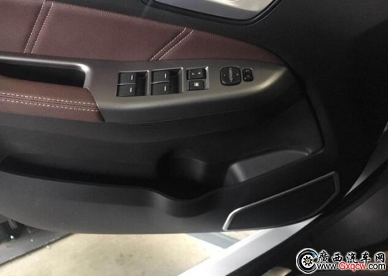 1511756860313825.jpg QQ截圖20171127122409.jpg