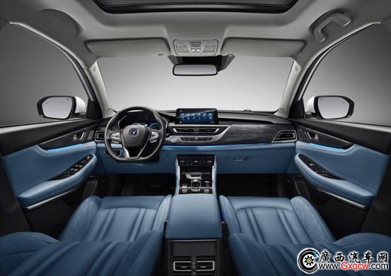 1533868759670718.jpg Macintosh HD:Users:shiyongzhe:Downloads:CS75PHEV大內(nèi)飾原大JPG-RGB:CS75PHEV-正大內(nèi) 藍色 拷貝 2.jpg