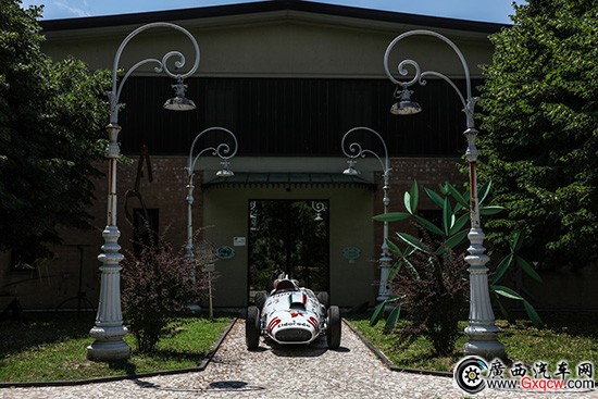 1535690117474320.jpg 3.jpg