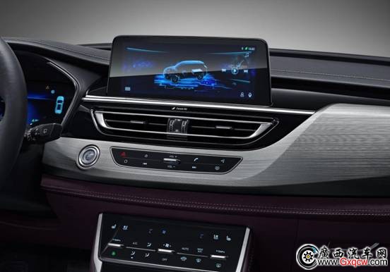 1537926765899522.jpg 中控區(qū)域