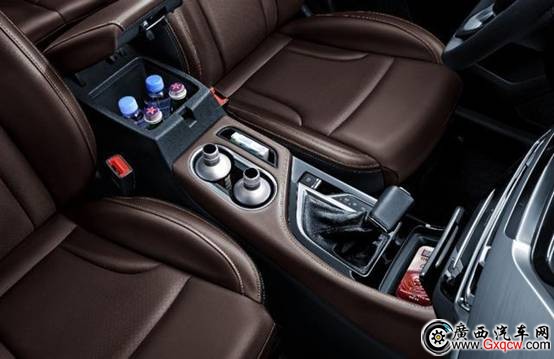 1539052502921912.jpg 15371669658443c9946af03